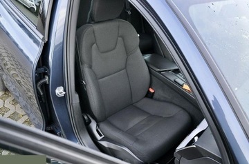 Volvo V60 II  2021 Volvo V60 B3 B Geartronic Momentum Pro 163KM 2021r, zdjęcie 11