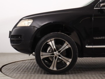 Volkswagen Touareg I 2.5 R5 TDI 174KM 2005 VW Touareg 2.5 R5 TDI, 171 KM, 4X4, Automat, zdjęcie 13