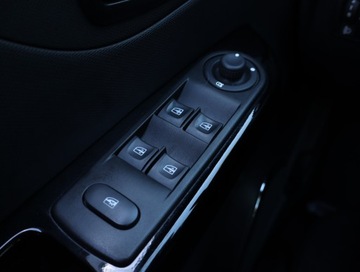 Renault Captur I Crossover 1.2 TCe EDC 120KM 2014 Renault Captur 1.2 TCe, Salon Polska, Automat, zdjęcie 18