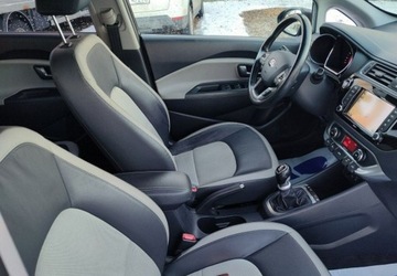 Kia Rio III Hatchback 5d Facelifting 1.4 DOHC CVVT 109KM 2015 Kia Rio Skora Ksenon Navi Kamera 1.4 Benzyna 109KM, zdjęcie 14