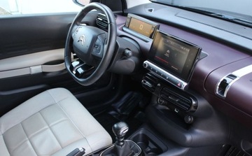 Citroen C4 Cactus Crossover Facelifting 1.2 PureTech 131KM 2018 Citroen C4 Cactus Shine Salon PL Od RiA 1.2 Benzyna 130KM, zdjęcie 1