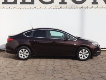 Opel Astra J Sedan 1.4 Turbo ECOTEC 140KM 2018 Opel Astra 1.4 T, Salon Polska, Serwis ASO, GAZ, zdjęcie 5