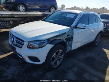 Mercedes GLC C253 2019 Mercedes-Benz GLC 2019r., 300, od ubezpieczalni 2.0 Benzyna 241KM, zdjęcie 2
