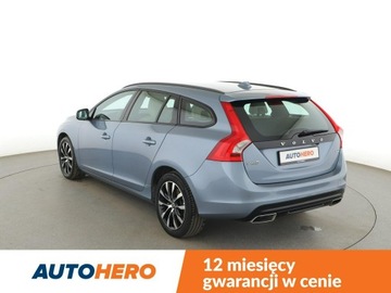 Volvo V60 I Kombi Facelifting 2.0 D2 DRIVE-E 120KM 2018 Volvo V60 FV23 2.0D Linje Svart Klimatyzacja, zdjęcie 3