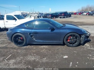 Porsche Cayman 718 Coupe GTS 2.5 365KM 2018 Porsche Cayman 2018 PORSCHE 718 CAYMAN GTS 2.5 Benzyna 365KM, zdjęcie 9