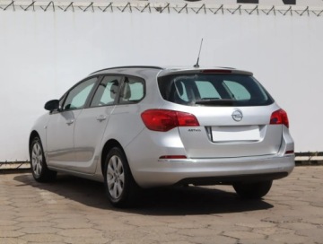 Opel Astra J Sports Tourer Facelifting 1.4 Turbo ECOTEC 120KM 2015 Opel Astra 1.4 T, Salon Polska, Serwis ASO, GAZ, zdjęcie 3