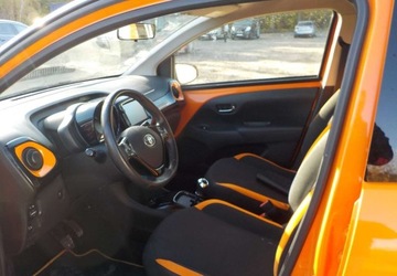 Toyota Aygo II Hatchback 3d Facelifting 1.0 VVT-i 72KM 2019 Toyota Aygo Okazja Benzyna 72KM, zdjęcie 23