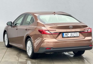 Toyota Camry IX Sedan 2.5 Hybrid Dynamic Force 218KM 2024 Toyota Camry 2.5 Hybrid 218KM Comfort salon PL gwarancja kamera 2.5 218KM, zdjęcie 3