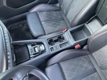 Skoda Octavia IV Kombi 2.0 TDI SCR 200KM 2022 Skoda Octavia RS 2.0 TDI 200KM 4x4 FV23%, zdjęcie 32