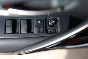 Toyota Corolla XII Hatchback 1.8 Hybrid 122KM 2020 Toyota Corolla 1.8 Hybrid GR Sport 1.8 Hybryda 122KM, zdjęcie 20