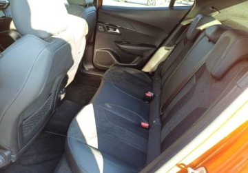 Peugeot 2008 II SUV 1.2 PureTech 155KM 2022 Peugeot 2008 1.2 PB 155KM EAT8 GT Pack FVMARZA Salon PL Serwis ASO Gwaranc, zdjęcie 13