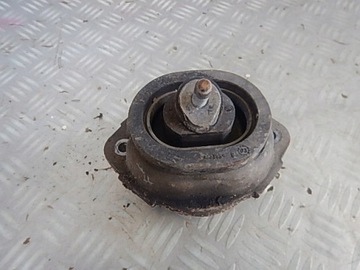 BMW OE 6773248 LOŽISKO MOTORU