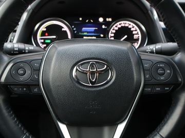 Toyota Camry IX Sedan 2.5 Hybrid Dynamic Force 218KM 2021 Toyota Camry 2.5 Hybrid, Salon Polska, zdjęcie 17
