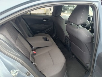 Toyota Corolla XII Sedan Facelifting 1.5 VVT-i 125KM 2023 Toyota Corolla 1.5 COMFORT Automat SALON PL Salon PL I rej 03.2023, zdjęcie 33