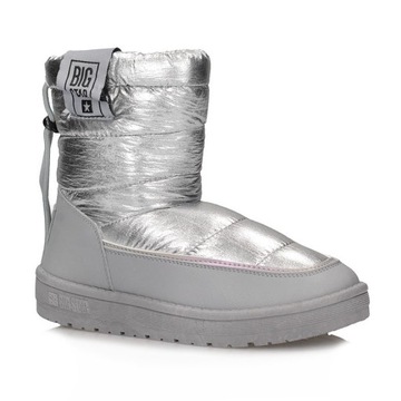 Зимние туфли большие звезды изолированные снежные ботинки