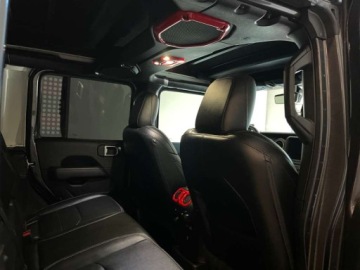 Jeep Wrangler IV 2021 Jeep Wrangler Unlimited 4xe Sahara 2021 2.0 Hybryda Plug-in 375KM, zdjęcie 8