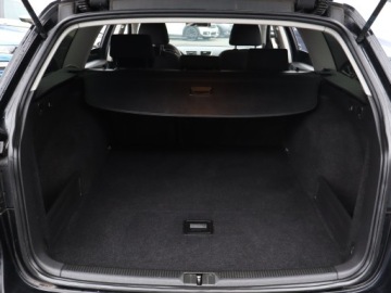 Volkswagen Passat B7 Variant 2.0 TDI CR DPF BlueMotion 140KM 2013 VW Passat 2.0 TDI, DSG, Navi, Klima, Klimatronic, zdjęcie 13