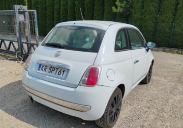 Fiat 500 II 2009 Fiat 500 2009. 1.3 DIESEL. Delikatnie uszkodzony tyl. Jezdzi 1.3 Diesel, zdjęcie 2