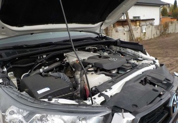 Toyota Hilux VIII Pojedyncza kabina Facelifting 2.4 D-4D 150KM 2024 Toyota Hilux Okazja 2.4 Diesel 150KM, zdjęcie 3