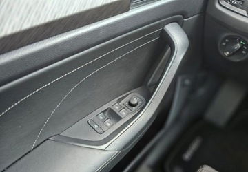 Skoda Kodiaq I SUV Facelifting 1.5 TSI 150KM 2024 Skoda Kodiaq Rodzinny lider - stan BDB - el. Hak - Virtual - ACC - FAKTURA, zdjęcie 14