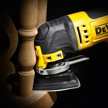 Набор из 8 аксессуаров для мультитула DeWALT DT20731