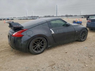 Nissan 370Z 2017 Nissan 370 Z Base 2017 3.7 Benzyna 332KM, zdjęcie 3
