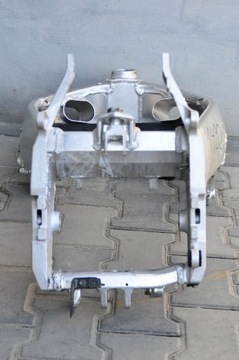 Suzuki GSX-R 600 SRAD 2001 рама