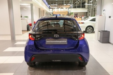 Toyota 2022 Toyota Yaris 1.5 Comfort 1.5 Benzyna 125KM, zdjęcie 3