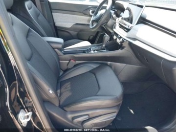 Jeep Compass II 2024 Jeep Compass 2024r, 2.0L, 4x4, Latitude 2.0 Benzyna 200KM, zdjęcie 13