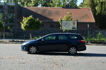 Ford Focus III Kombi 1.6 Duratorq TDCi DPF 95KM 2011 Ford Focus 1.6TDCi 95KM 2011r. Polski Salon Klima, zdjęcie 3