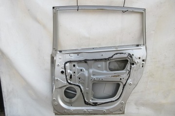 TOYOTA COROLLA VERSO ДВЕРЬ ПРАВАЯ ЗАДНЯЯ