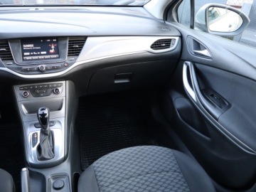 Opel Astra K Hatchback 5d 1.4 Turbo 150KM 2018 Opel Astra 1.4 T, Salon Polska, 1. Właściciel, zdjęcie 7