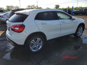 Mercedes GLA I 2018 Mercedes-Benz GLA 2018 r., 2,0L 250 4 MATIC 2.0 Benzyna 208KM, zdjęcie 3