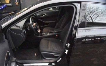 Mercedes Klasa A W176 Hatchback 5d 1.5 180 CDI BlueEFFICIENCY 109KM 2013 Mercedes-Benz Klasa A Mercedes-Benz Klasa A 180 CDI BlueEFFICIENCY Edition, zdjęcie 6