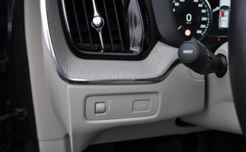 Volvo XC60 II Crossover D4 190KM 2020 Volvo XC 60 VOLVO XC60 2.0 B4 4WD 197km 2020R ACC HK DACH ORYGINAL Fa Vat23, zdjęcie 18