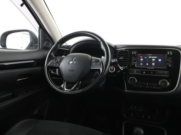 Mitsubishi Outlander III SUV Facelifting 2017 2.0 150KM 2018 Mitsubishi Outlander 2.0 4WD Diamant Edition+ Navi, zdjęcie 15