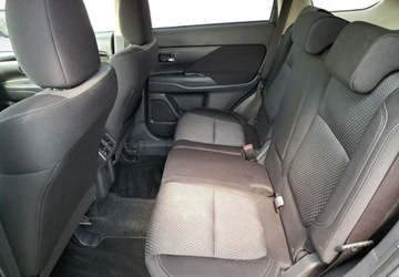 Mitsubishi Outlander III SUV Facelifting 2017 2.0 150KM 2019 Mitsubishi Outlander Mitsubishi Outlander 4x4 Automat LPG Salon Polska, zdjęcie 16