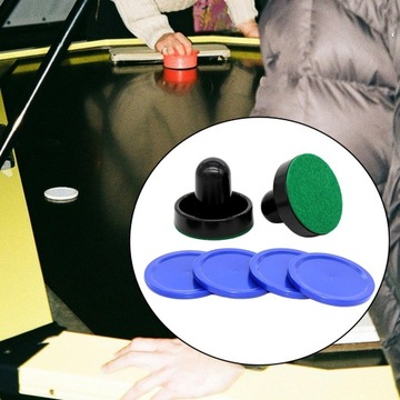 2 толкача для аэрохоккея и 4 черных клюшки для развлечения