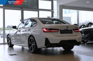 BMW Seria 3 G20-G21 Limuzyna 2.0 330i 258KM 2023 BMW Seria 3 330i SedanM Pakiet SportowyActive Guard PlusPakiet Aerodynamic, zdjęcie 19