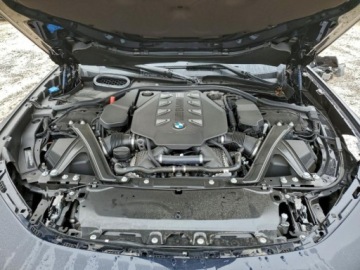 BMW Seria 7 G70 2024 BMW Seria 7 BMW serii 7 760i xDrive Sedan z 2024 roku , od ubezpieczalni, zdjęcie 11