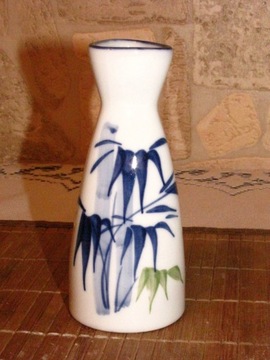 ceramiczny wazonik ozdobny