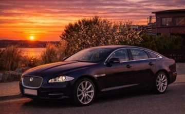 Jaguar XJ VII X351 Sedan SWB 3.0L V6D 600 275KM 2015