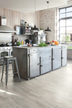 Quick Step Blos (4+1мм) AVSPU 40030 ДУБ СЕРЫЙ КАНЬОН