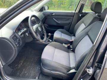 Volkswagen Golf V Hatchback 1.4 i 16V 75KM 2003 Volkswagen Golf KLIMATRONIC LEDY EL.SZYBY EL.LUSTERKA NISKI PRZEBIEG GWARA, zdjęcie 4