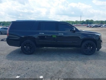 Cadillac Escalade III 2019 Cadillac Escalade 2019 Cadillac Escalade ESV 4WD 4dr Luxury 6.2 Benzyna, zdjęcie 12