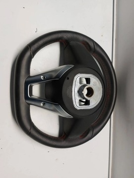 Mercedes-Benz A class W176 AMG с лепестковым рулем