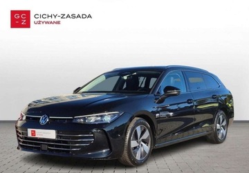 Volkswagen Passat B8 Variant Facelifting 2.0 TDI SCR 150KM 2025 Volkswagen Passat Variant Elegance 2.0TDI 150KM DSG Gwarancja Matrix ACC K