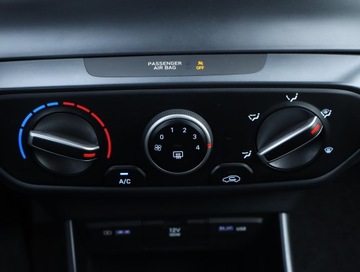 Hyundai i20 III Hatchback 1.2 MPI 84KM 2021 Hyundai i20 1.2 MPI, Salon Polska, Serwis ASO, zdjęcie 14