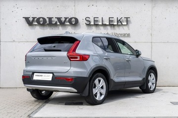 Volvo XC40 Crossover Facelifting 2.0 B4 197KM 2024 Volvo XC 40 B4 197KM FV23%, zdjęcie 3