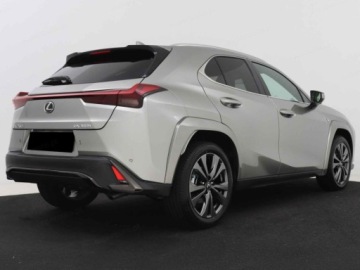 Lexus UX Crossover Facelifting 2.0 300h 199KM 2026 Od ręki - 300h F Sport Design 2.0 Hybrid Dynamic Force 199KM, zdjęcie 3